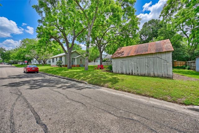 1500 Church Street, Brenham, TX 77833