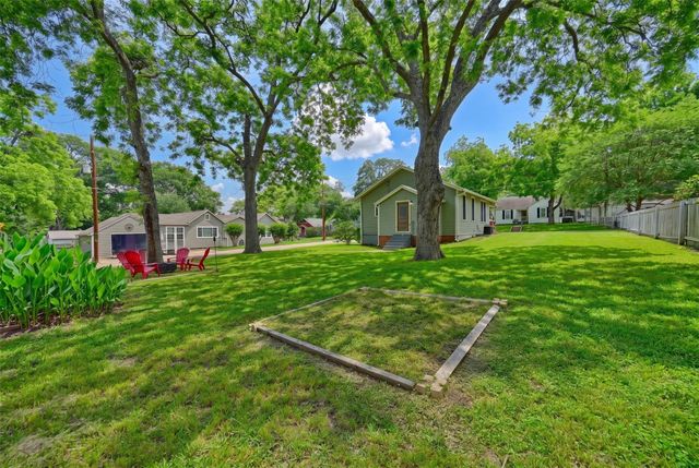 1500 Church Street, Brenham, TX 77833