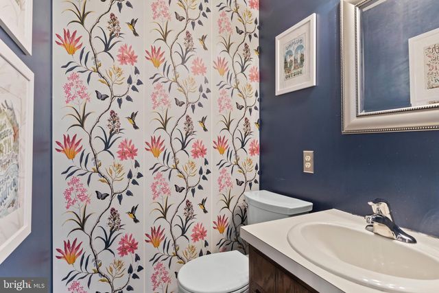 206 SCHOOLHOUSE LN, Millersburg, PA 17061