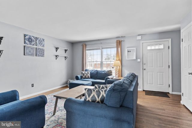 206 SCHOOLHOUSE LN, Millersburg, PA 17061