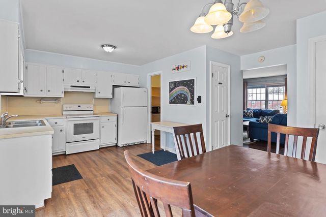 206 SCHOOLHOUSE LN, Millersburg, PA 17061