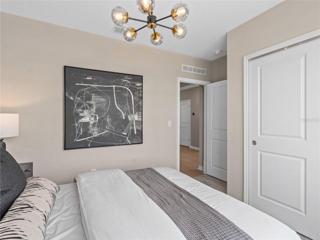 10770 LEAFY LAUREL STREET, Orlando, FL 32829