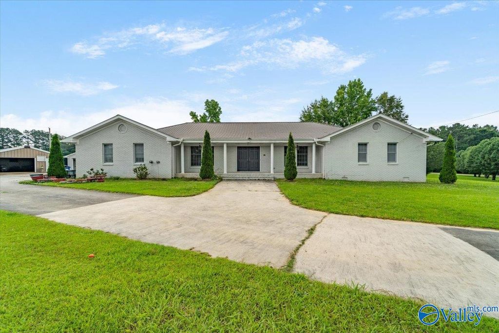 1304 Horton Road, Albertville, AL 35950