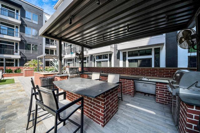 3800 Main Street 2-509, Houston, TX 77002