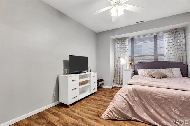 5381 Pershing Avenue 102, St Louis, MO 63112