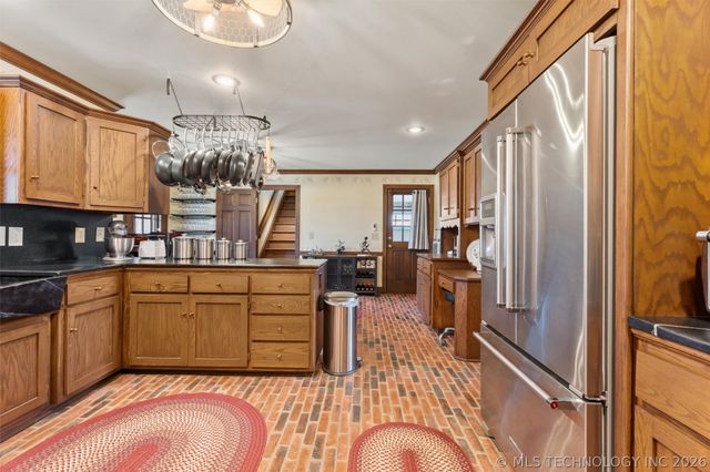 2901 ROANOKE RIDGE Road, Bartlesville, OK 74006