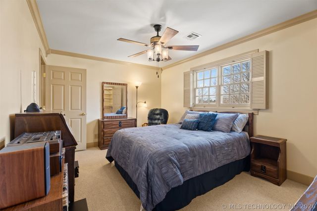 2901 ROANOKE RIDGE Road, Bartlesville, OK 74006