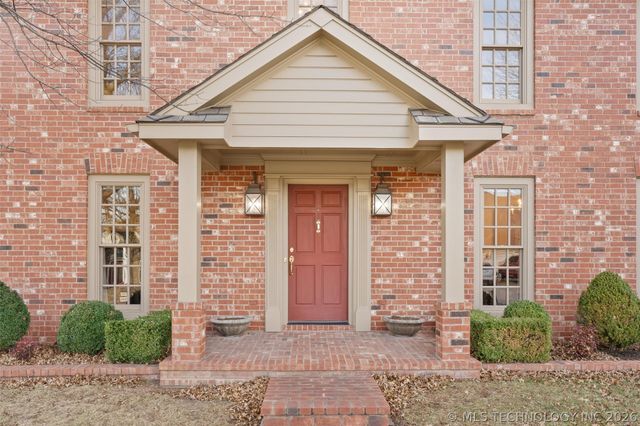 2901 ROANOKE RIDGE Road, Bartlesville, OK 74006