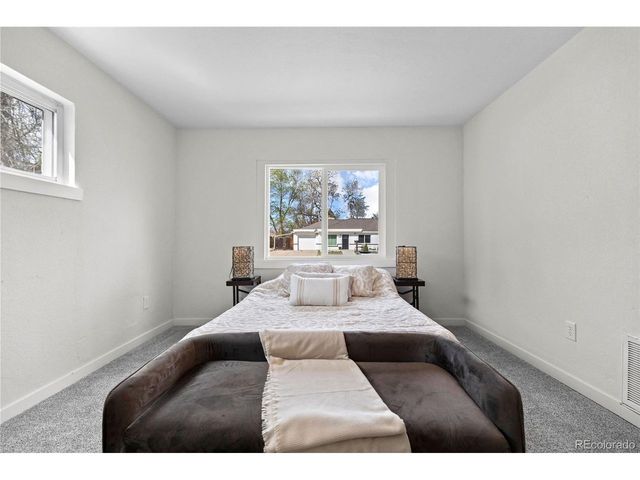 1250 Scranton St, Aurora, CO 80011