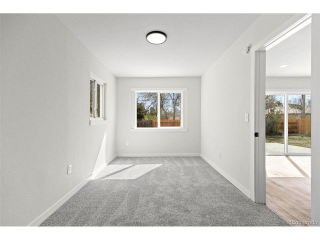 1250 Scranton St, Aurora, CO 80011