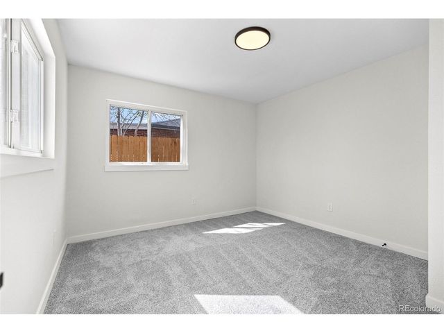 1250 Scranton St, Aurora, CO 80011