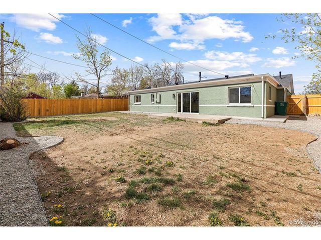 1250 Scranton St, Aurora, CO 80011