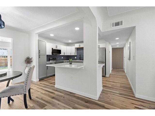 1250 Scranton St, Aurora, CO 80011