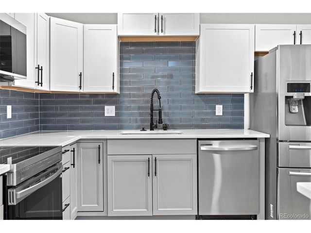 1250 Scranton St, Aurora, CO 80011