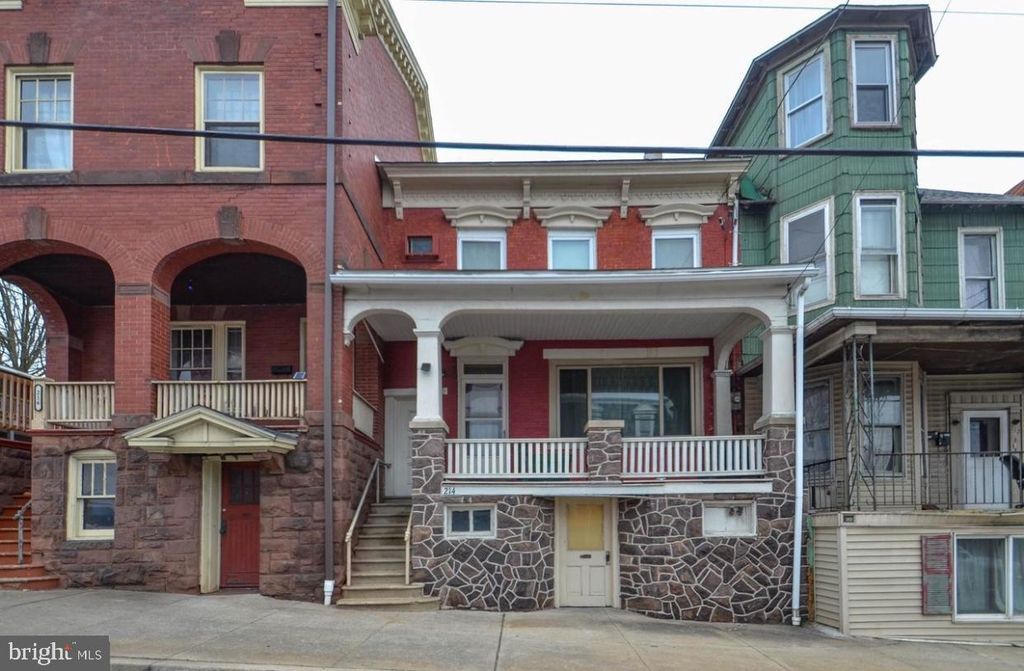 214 E MAIN STREET, Schuylkill Haven, PA 17972