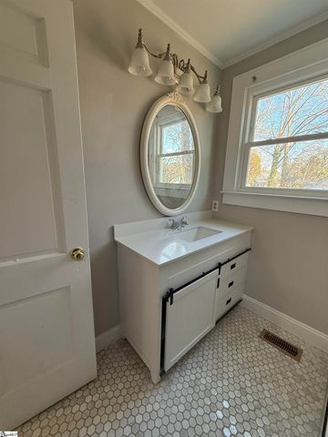 801 Perry Road, Greenville, SC 29609