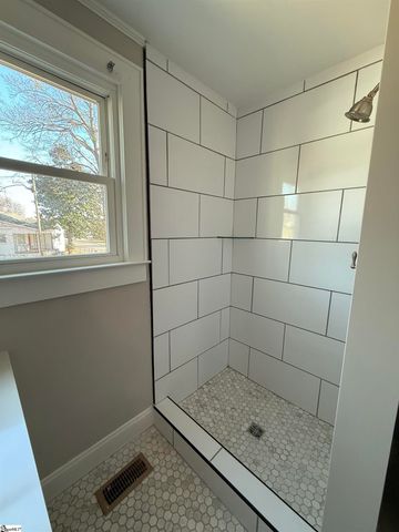 801 Perry Road, Greenville, SC 29609