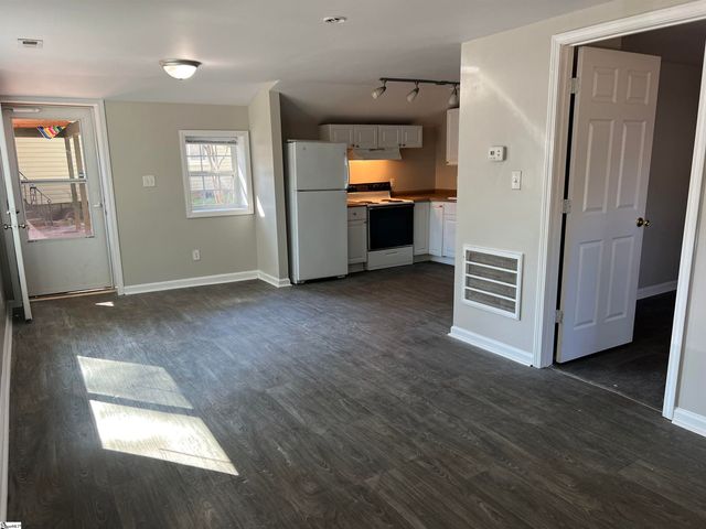 801 Perry Road, Greenville, SC 29609