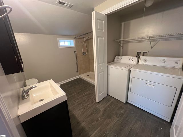 801 Perry Road, Greenville, SC 29609