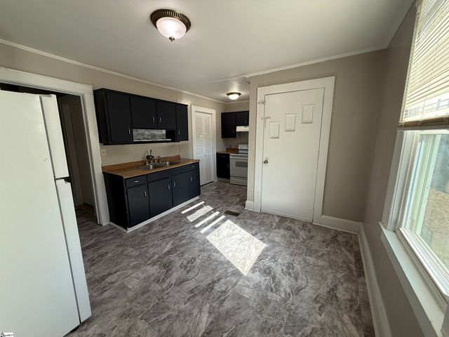 801 Perry Road, Greenville, SC 29609