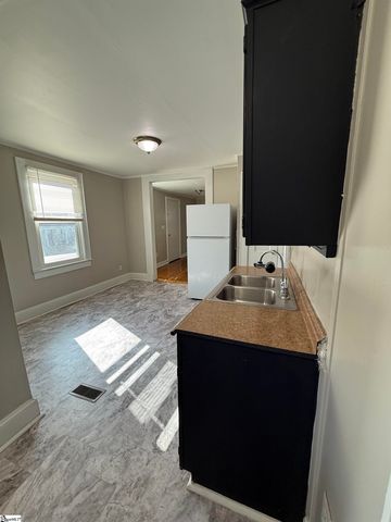 801 Perry Road, Greenville, SC 29609