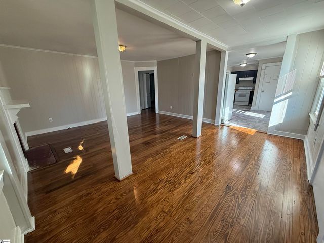 801 Perry Road, Greenville, SC 29609