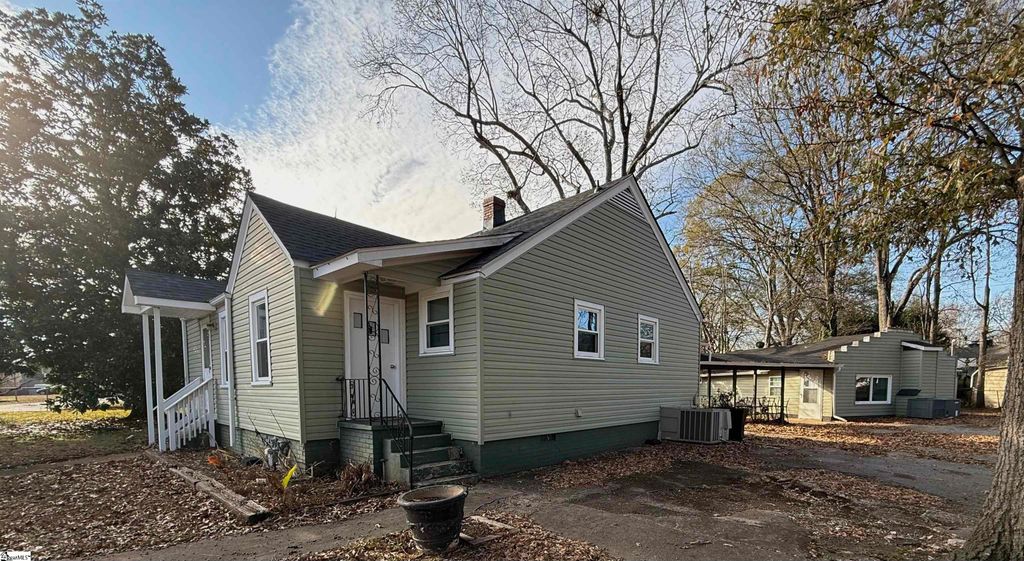 801 Perry Road, Greenville, SC 29609