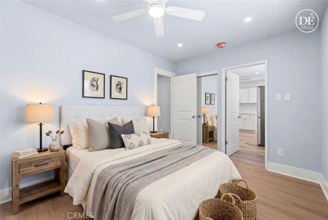 941 W 55th Street, Los Angeles, CA 90037