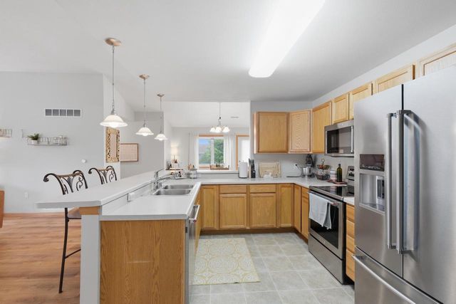 245 Alpine Meadow Circle, Oregon, WI 53575