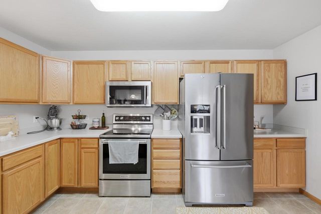 245 Alpine Meadow Circle, Oregon, WI 53575