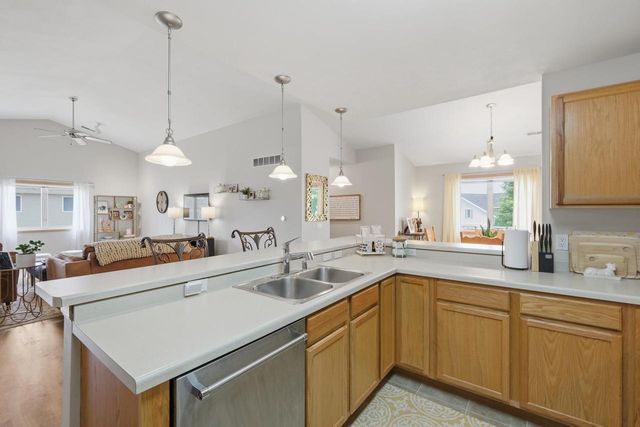 245 Alpine Meadow Circle, Oregon, WI 53575