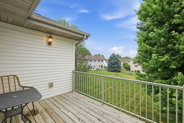 245 Alpine Meadow Circle, Oregon, WI 53575