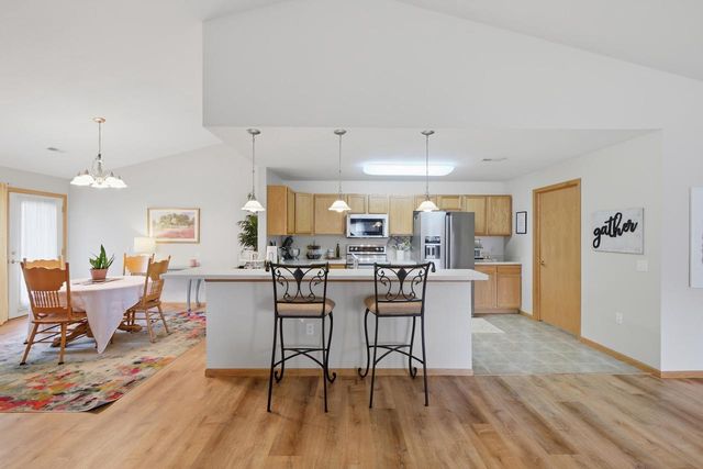 245 Alpine Meadow Circle, Oregon, WI 53575
