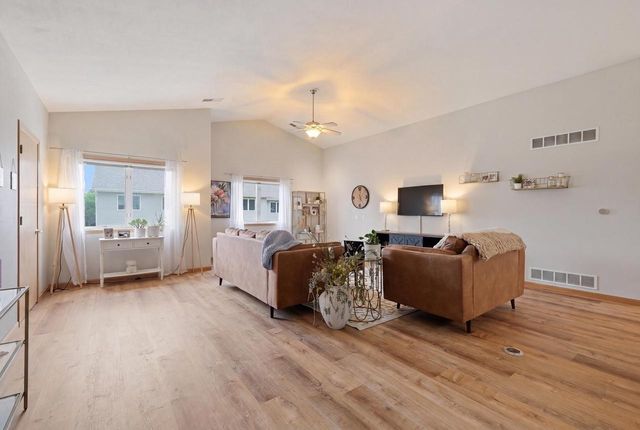 245 Alpine Meadow Circle, Oregon, WI 53575
