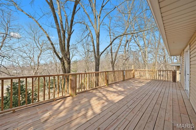 41 Noles Drive, Fairview Heights, IL 62208