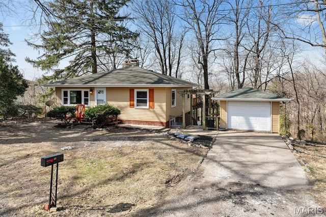 41 Noles Drive, Fairview Heights, IL 62208