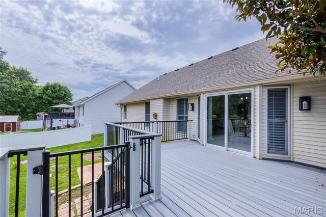 2634 Dennis Drive Drive, Alton, IL 62002