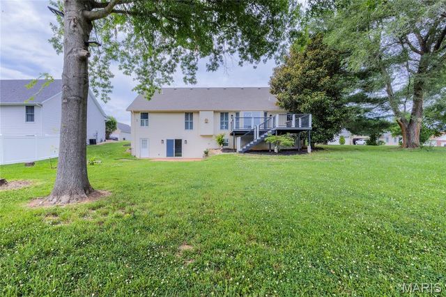 2634 Dennis Drive Drive, Alton, IL 62002