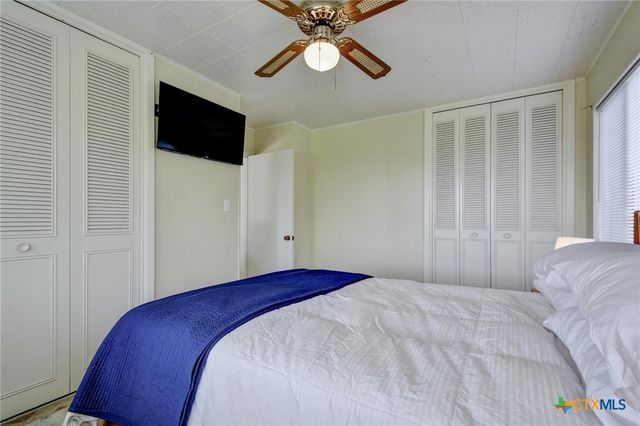 284 Lake Forest, Canyon Lake, TX 78133