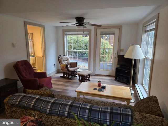 595 NEW RD, Orrtanna, PA 17353