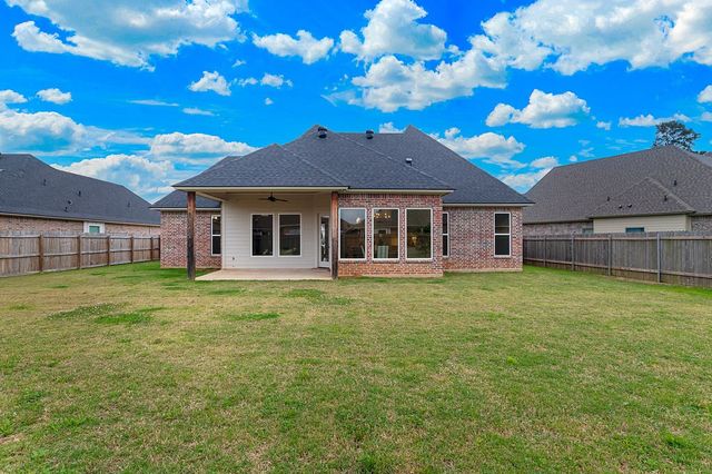 121 Sitka Loop, Haughton, LA 71037