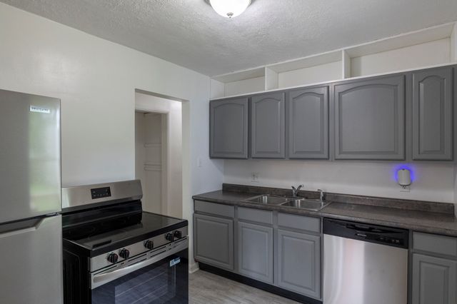 804 Della Drive, Lexington, KY 40504