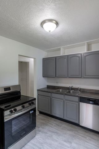 804 Della Drive, Lexington, KY 40504
