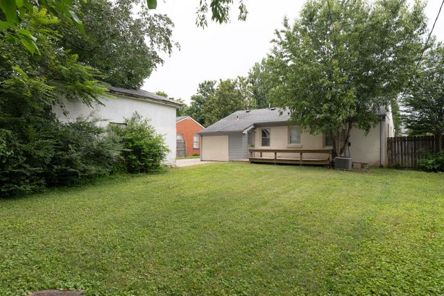 804 Della Drive, Lexington, KY 40504