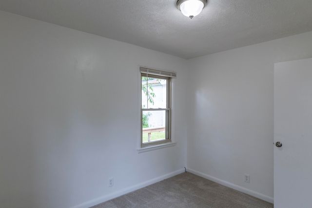 804 Della Drive, Lexington, KY 40504