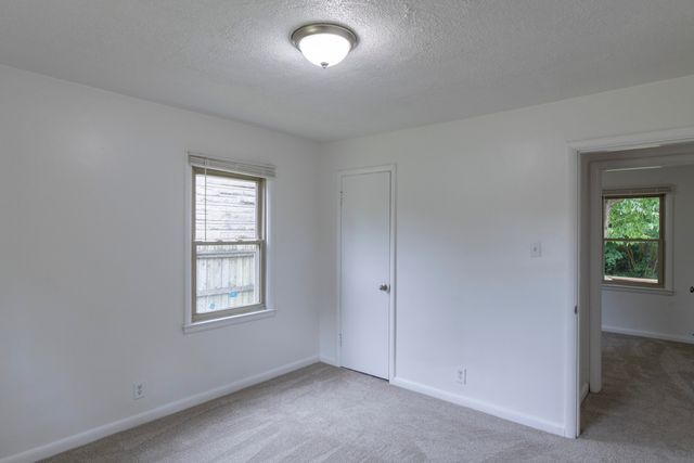 804 Della Drive, Lexington, KY 40504