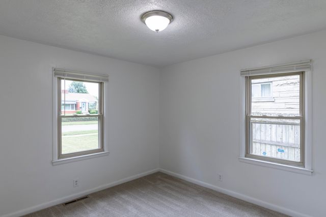 804 Della Drive, Lexington, KY 40504