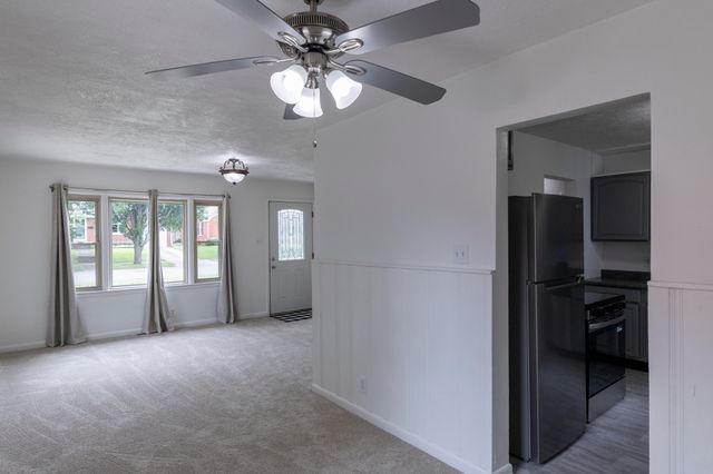 804 Della Drive, Lexington, KY 40504