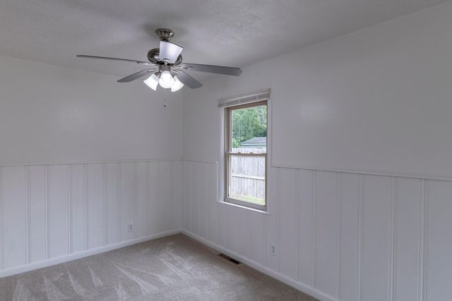 804 Della Drive, Lexington, KY 40504
