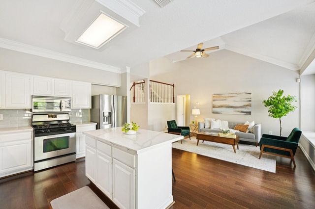 2807 Stone Way Drive, Houston, TX 77082